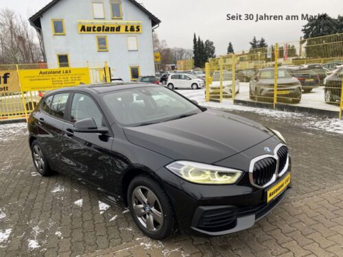 BMW 118 i Advantage Leder BJ 2021 136 PS (10)